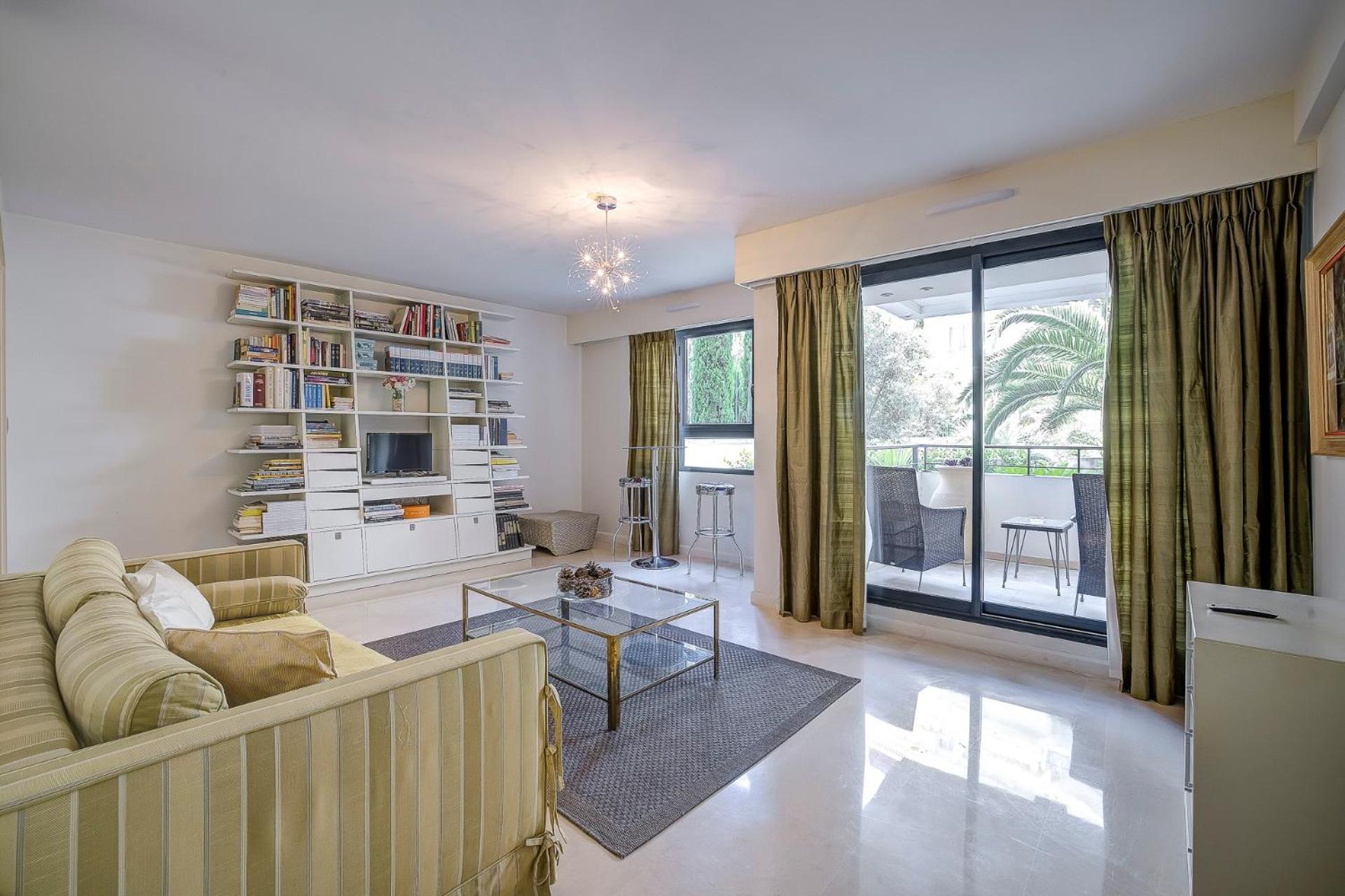 Apartment Carlton Riviera *