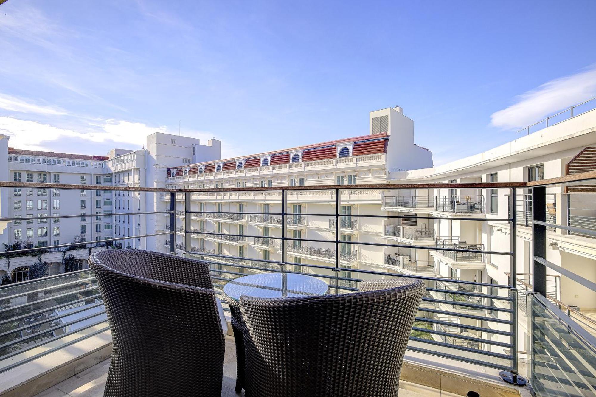 Carlton Riviera Appartement