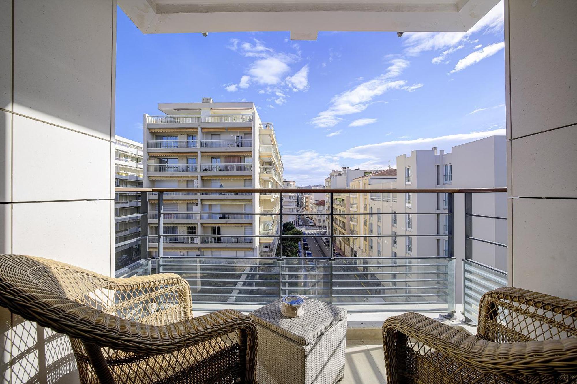 Carlton Riviera Appartement *