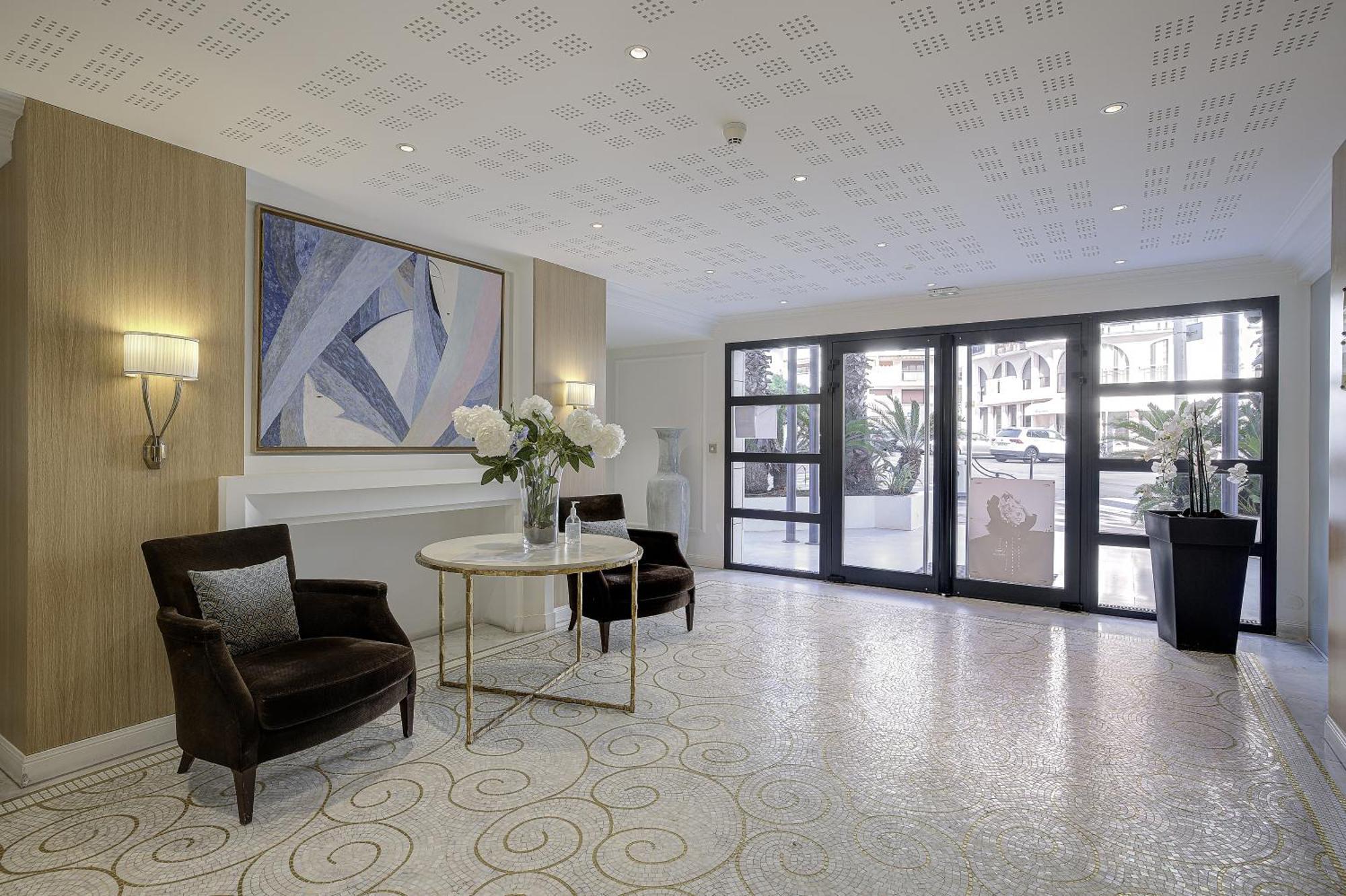 Appartement Carlton Riviera *